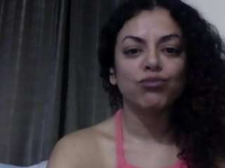 Lexilikescocks nude and sexy before cam for live chat