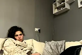 leyalooX nude stripping on cam for live sex video chat