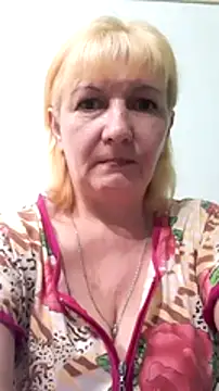 Marilynn_Katrina nude stripping on cam for live sex video chat
