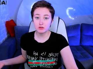 Mo-mo-majo nude and sexy before cam for live chat