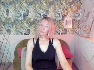 NancyGentle nude and sexy before cam for live chat