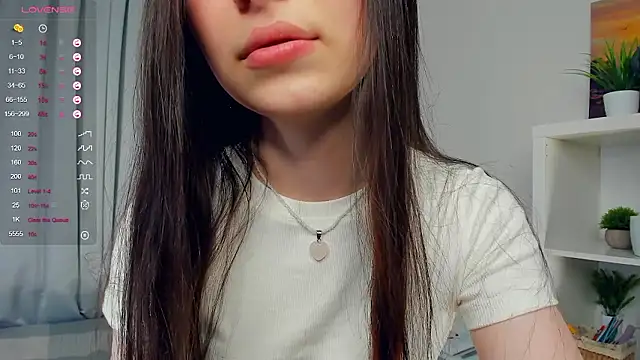 PaulaLarson nude stripping on cam for live sex video chat