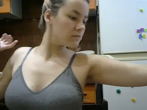 Peach18 nude stripping on cam for live sex video chat
