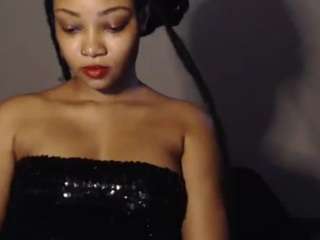 RavenDays nude and sexy before cam for live chat