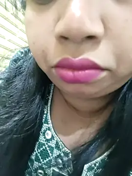 Ravina_patil1 nude stripping on cam for live sex video chat
