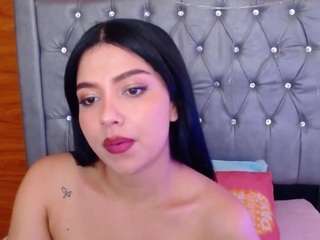 Rose-lorens nude and sexy before cam for live chat