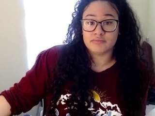 Sailormulatto nude and sexy before cam for live chat