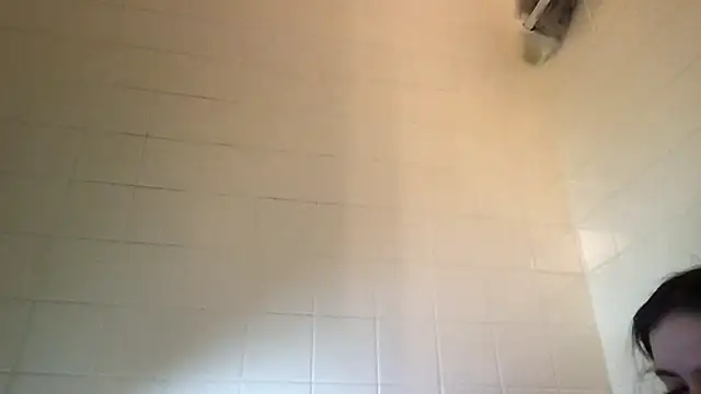 sexyysiren nude stripping on cam for live sex video chat