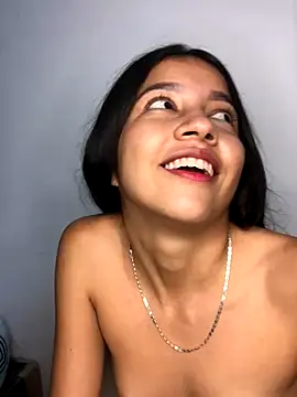 shirly_cum71 nude stripping on cam for live sex video chat