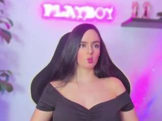 Susan jones nude and sexy before cam for live chat