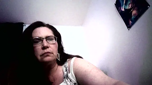 sweetnips23 nude stripping on cam for live sex video chat