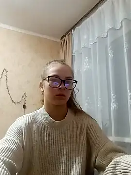 ta_emmy nude stripping on cam for live sex video chat