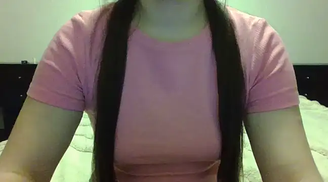 VanesaJewelz nude stripping on cam for live sex video chat