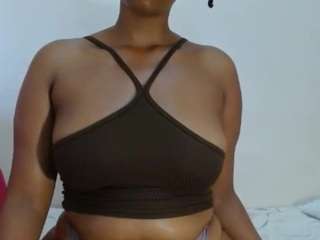 XTwerkingMistressx nude and sexy before cam for live chat