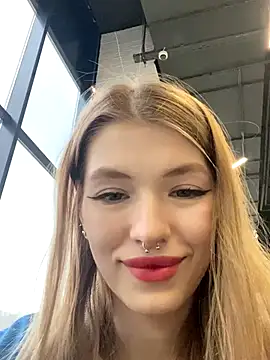 Your_Mia69 nude stripping on cam for live sex video chat