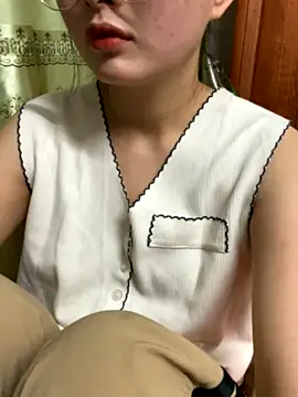 Yum-Hi nude stripping on cam for live sex video chat