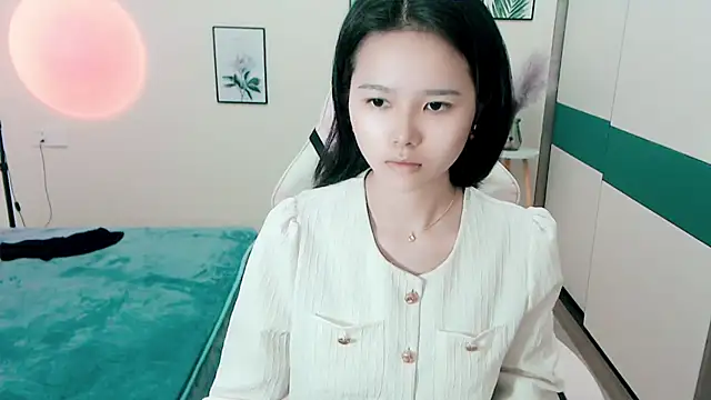 Annie_9 nude stripping on cam for live sex video chat