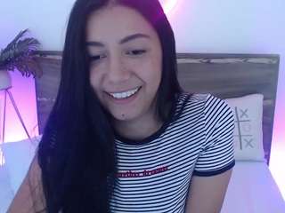 Aria-snoww nude and sexy before cam for live chat