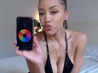 Ava nude and sexy before cam for live chat