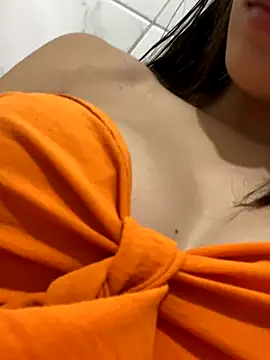 barbizinj nude stripping on cam for live sex video chat