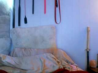Bimbobrains nude and sexy before cam for live chat