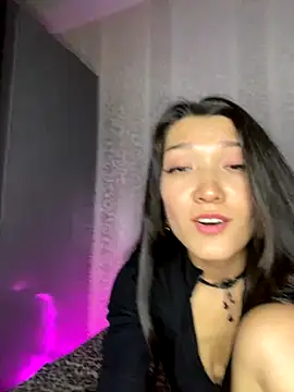 Emily_Shark nude stripping on cam for live sex video chat