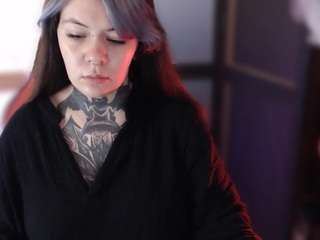 GirlFromAfairyTale nude and sexy before cam for live chat