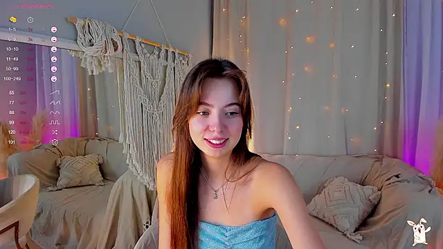 Goldy_Grace_ nude stripping on cam for live sex video chat