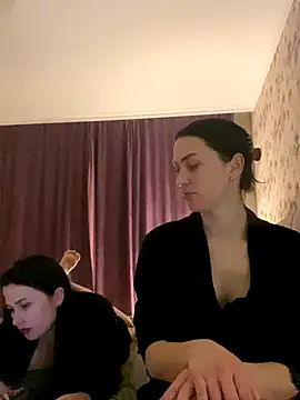 hot2milfs nude stripping on cam for live sex video chat