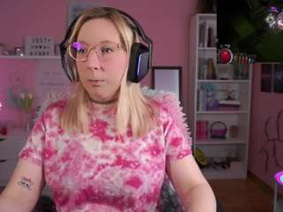 JustKerry nude and sexy before cam for live chat