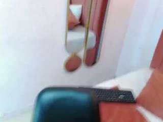 Kaissy-bunny nude and sexy before cam for live chat