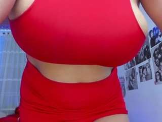 Lena Madison nude and sexy before cam for live chat