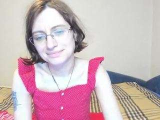 MarilynDream nude and sexy before cam for live chat