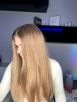 maybeBella nude stripping on cam for live sex video chat