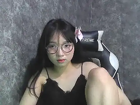 Mei_Mei98 nude stripping on cam for live sex video chat