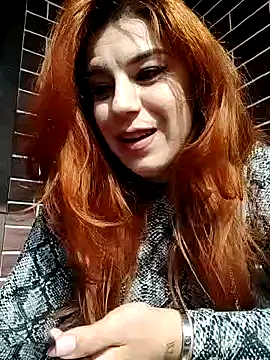 NadiraNoor nude stripping on cam for live sex video chat