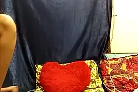 Ravina-0 nude stripping on cam for live sex video chat