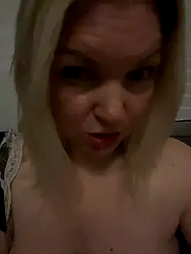 sedymilf nude stripping on cam for live sex video chat