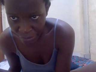 Shanvee nude and sexy before cam for live chat