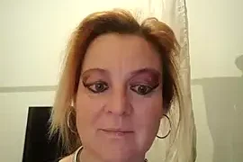slettieada nude stripping on cam for live sex video chat