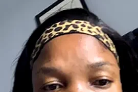 slimcateee nude stripping on cam for live sex video chat
