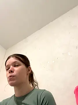 sophiamlf nude stripping on cam for live sex video chat