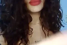 Sweet-diamondxxx nude stripping on cam for live sex video chat