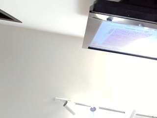Thaniaa-X nude and sexy before cam for live chat