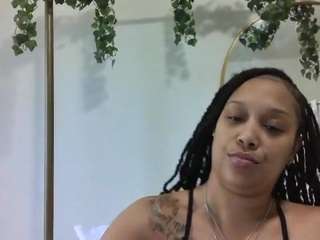 Tiphanyblu nude and sexy before cam for live chat