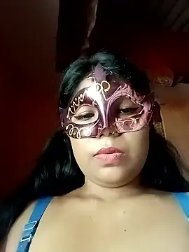ur_honey20 nude stripping on cam for live sex video chat