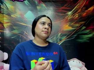 Valeriluca nude and sexy before cam for live chat
