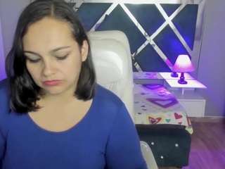 VioletaAdamss nude and sexy before cam for live chat