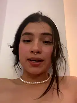 Ashley_D nude stripping on cam for live sex video chat