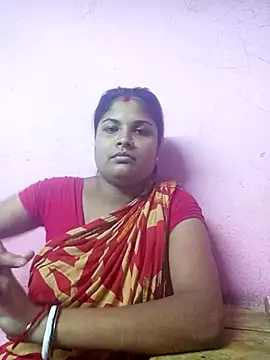 Bengali-boudi-priya nude stripping on cam for live sex video chat